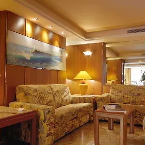 https://massenet.fr-provencehotel.com